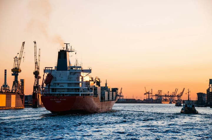 💰 CBP: Tariffs Generated $500M, Far Below Trump’s $2B/Day Claim