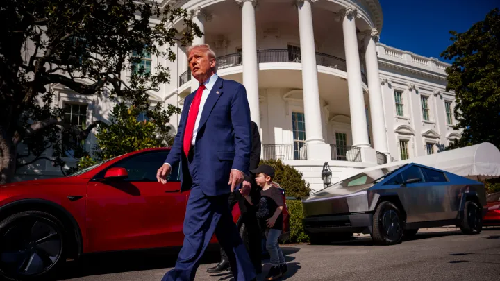 Stocks Surge as Inflation Cools, Tesla Gains on Robotaxi Hype and Musk–Trump Truce
